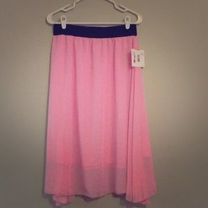 NWT Lularoe Lola Skirt - Pretty Pink - Medium